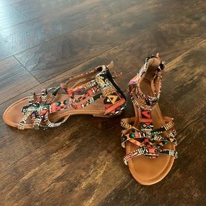 Size 8.5 Aztec sandals